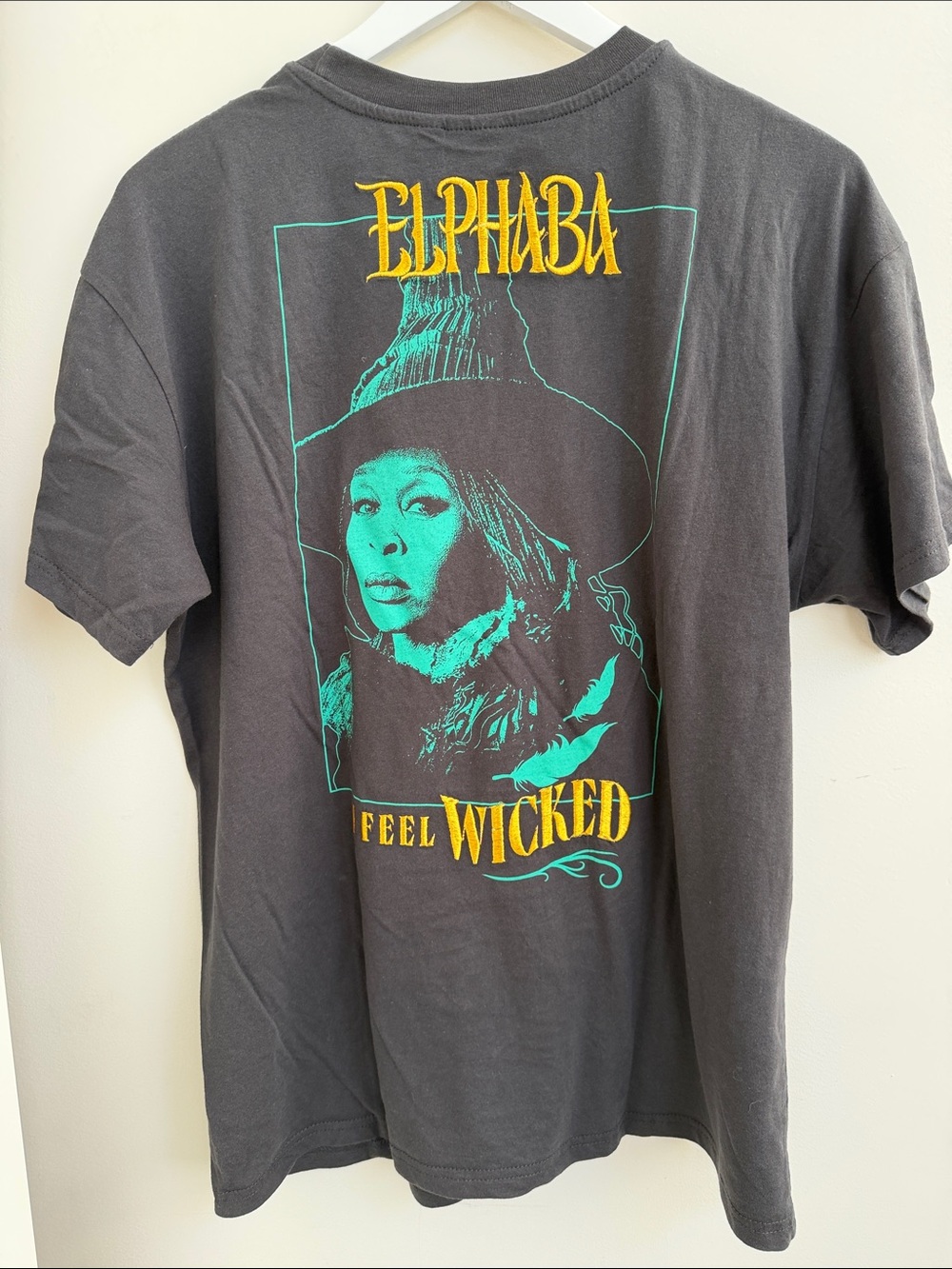 Wicked Women’s Black 'Elphaba Graphic Tee 2- sided print + embroidery rare S